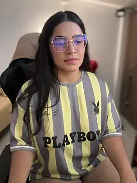 Lia flowers online show from March 1, 9:06 pm