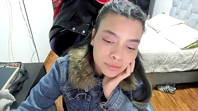 LuisaReyes 2911 online show from January 18, 2:48 am