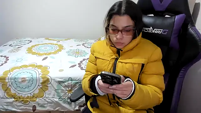 LuisaReyes 2911 online show from February 15, 2:30 am