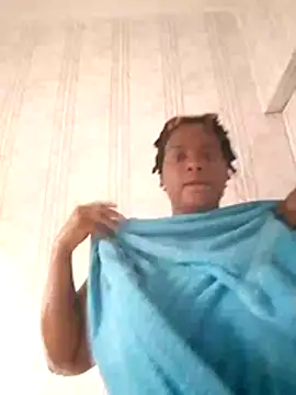 Snapshot of wrldplay11 chatting on June 27, 10:31 am wrldplay11 online show from June 27, 10:31 am