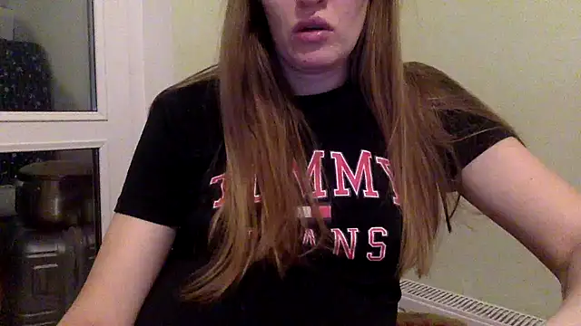 vanessa4you online show from February 3, 3:42 am