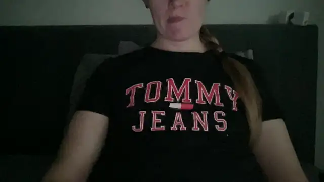 vanessa4you online show from October 25, 7:49 am