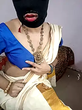 Mallu-Gayathri Arun online show from February 22, 10:07 am