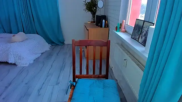 Snapshot of Mia_Brackenridge26 chatting on February 14, 6:34 am Mia Brackenridge26 online show from February 14, 6:34 am