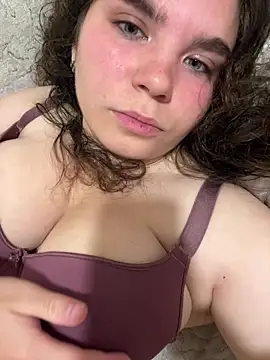 Mia Brackenridge26 online show from August 2, 9:52 am