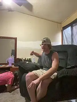 Snapshot of hottestcouplevaa chatting on December 28, 9:08 pm hottestcouplevaa online show from December 28, 9:08 pm