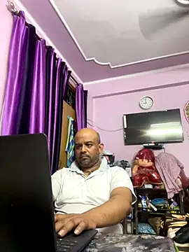 Dick 6inches online show from November 3, 3:24 pm