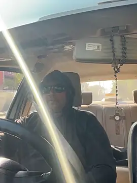 Dick 6inches online show from February 17, 4:31 am