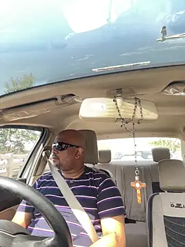 Dick 6inches online show from April 18, 3:54 am