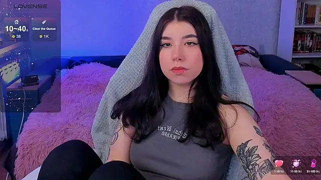 kellyharris online show from December 16, 1:11 pm