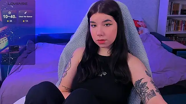 kellyharris online show from January 15, 4:00 pm