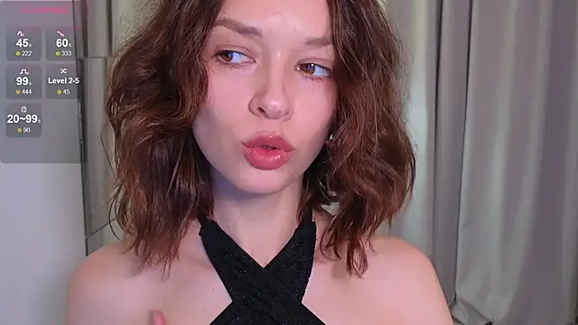 Snapshot of VivianLy_ chatting on January 23, 8:04 am VivianLy online show from January 23, 8:04 am