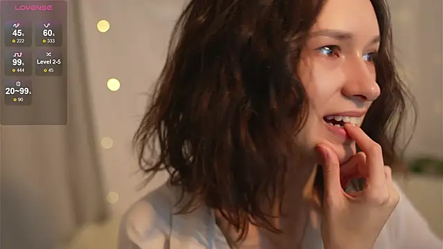 Snapshot of VivianLy_ chatting on January 30, 10:40 am VivianLy online show from January 30, 10:40 am