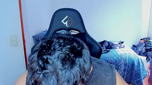 Tommy Bred online show from March 6, 7:10 pm