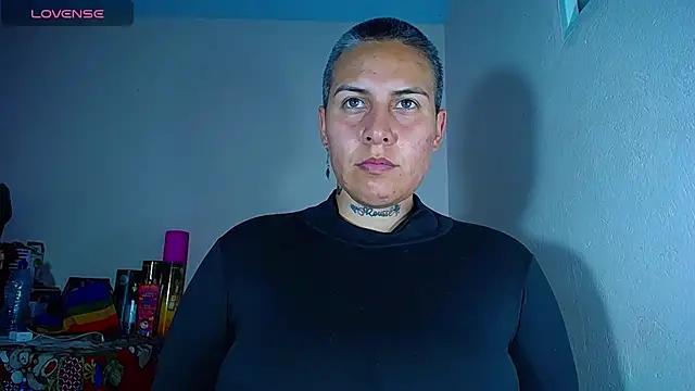 Snapshot of Yessi_rousse chatting on December 18, 10:35 pm Yessi rousse online show from December 18, 10:35 pm