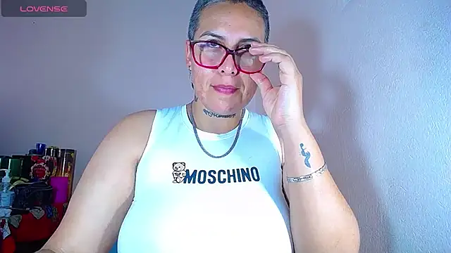 Snapshot of Yessi_rousse chatting on December 26, 4:14 pm Yessi rousse online show from December 26, 4:14 pm