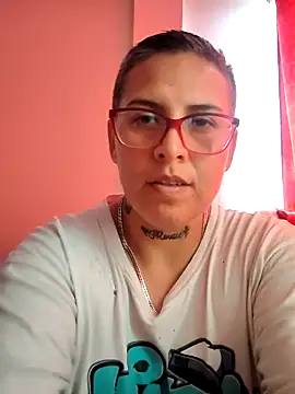 Snapshot of Yessi_rousse chatting on February 12, 5:26 pm Yessi rousse online show from February 12, 5:26 pm