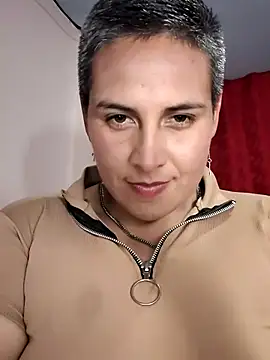 Snapshot of Yessi_rousse chatting on February 21, 4:29 am Yessi rousse online show from February 21, 4:29 am