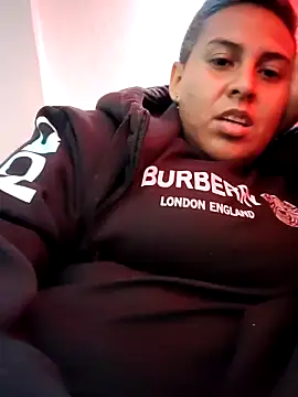 Snapshot of Yessi_rousse chatting on March 5, 7:27 pm Yessi rousse online show from March 5, 7:27 pm