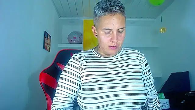 Snapshot of Yessi_rousse chatting on March 20, 5:04 pm Yessi rousse online show from March 20, 5:04 pm