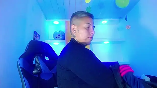 Snapshot of Yessi_rousse chatting on March 22, 10:06 am Yessi rousse online show from March 22, 10:06 am