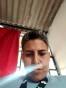 Snapshot of Yessi_rousse chatting on October 21, 7:25 pm Yessi rousse online show from October 21, 7:25 pm