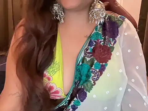 shanayaaa 1 online show from April 13, 6:24 pm