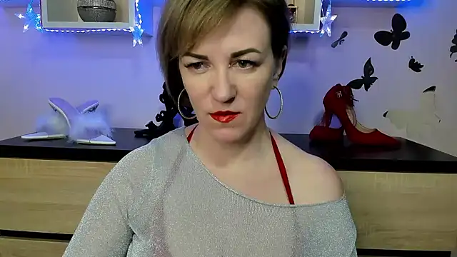 feliziaDesire online show from February 4, 1:48 pm