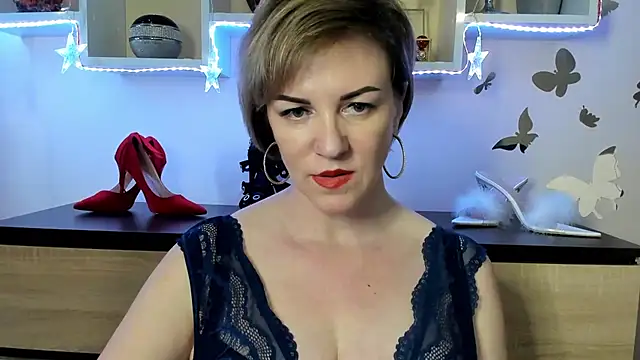 feliziaDesire online show from March 8, 10:00 am