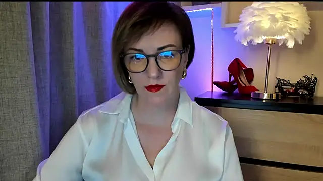 feliziaDesire online show from September 29, 1:05 pm