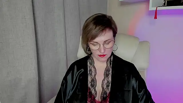 Snapshot of feliziaDesire chatting on May 11, 2:56 pm feliziaDesire online show from May 11, 2:56 pm