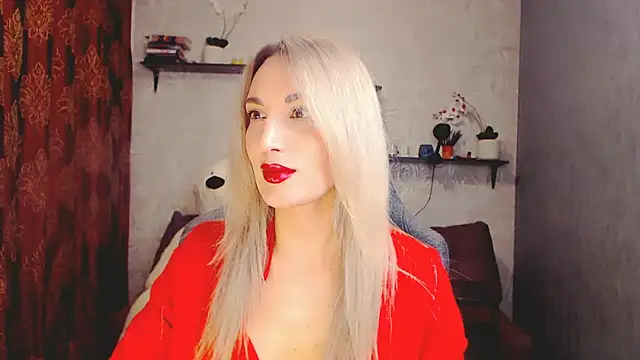 MillaXQueen online show from February 21, 11:44 am