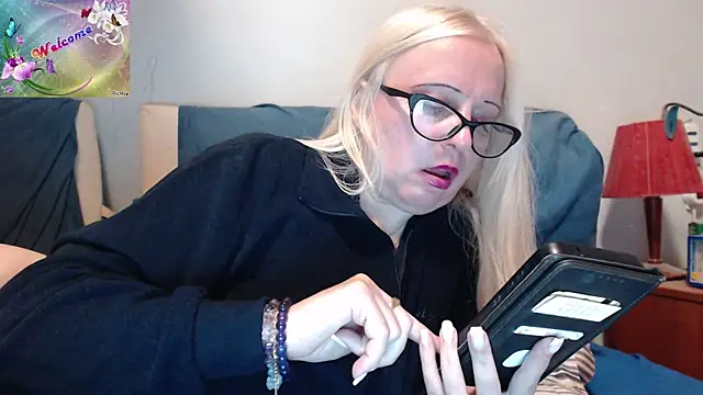 martachatte online show from October 21, 7:58 pm