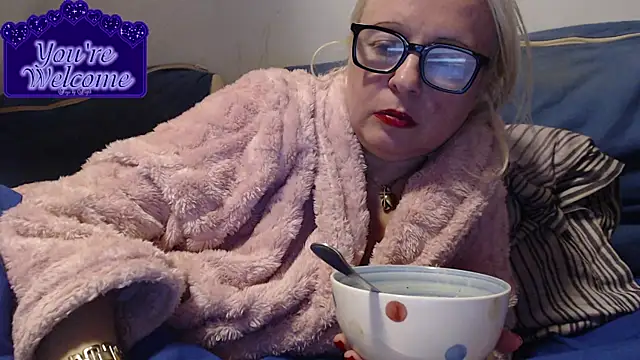 martachatte online show from February 17, 8:48 pm