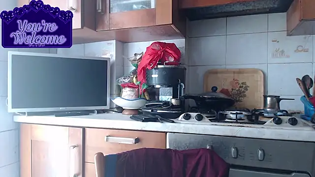 martachatte online show from March 15, 9:37 am