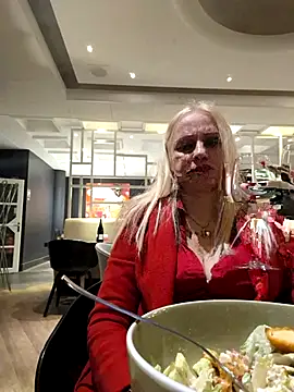 martachatte online show from April 20, 7:37 pm