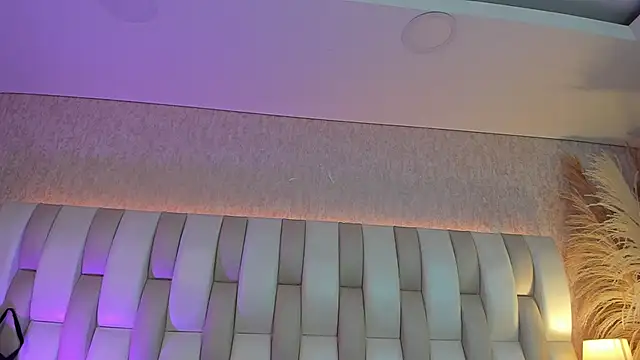 Rebeca jones online show from March 23, 12:09 pm