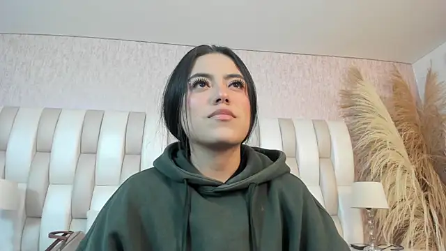 Rebeca jones online show from April 7, 12:05 pm