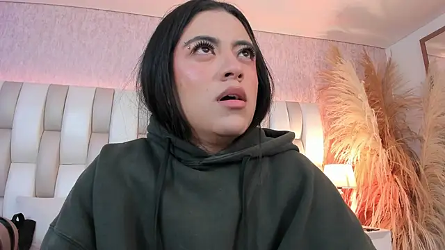 Rebeca jones online show from April 10, 12:10 pm