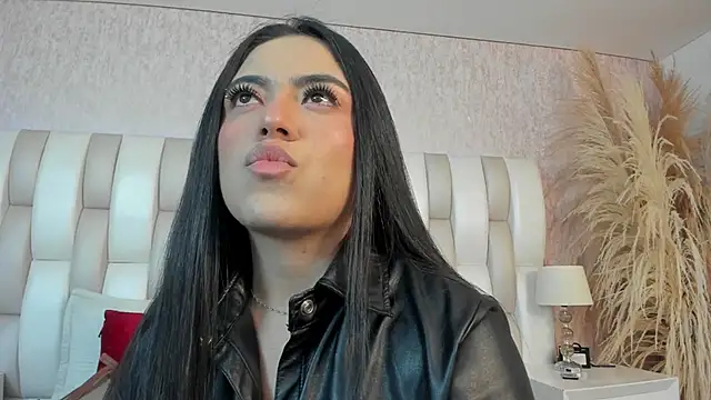 Rebeca jones online show from April 22, 12:18 pm