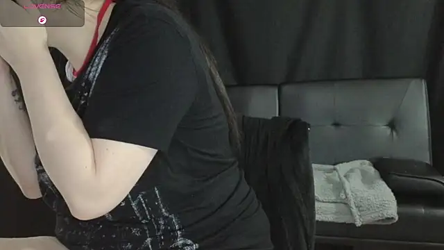 Mia G0ld online show from March 22, 5:16 pm