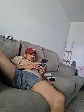 hungpenis210 online show from July 31, 3:33 pm