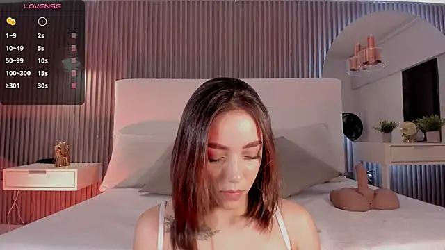 Ashleyy piink online show from November 24, 3:45 pm