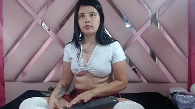 nathaly low1 online show from February 19, 8:55 am