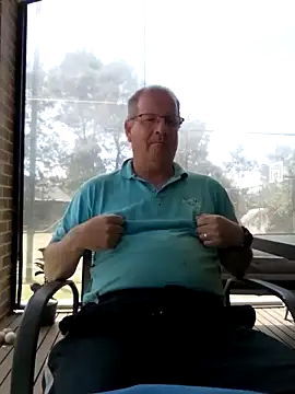 Snapshot of stiffandlubed@xh chatting on December 8, 12:51 am stiffandlubedxh online show from December 8, 12:51 am