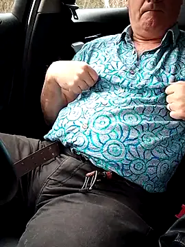 stiffandlubedxh online show from October 30, 9:15 pm