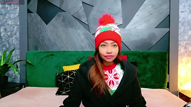 ElyaQuinn online show from December 22, 7:11 am