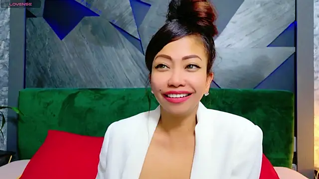 ElyaQuinn online show from December 30, 3:46 pm