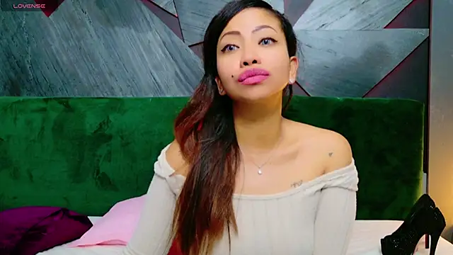 ElyaQuinn online show from February 2, 2:24 pm