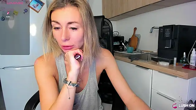 DannaEvan online show from September 27, 2:16 am